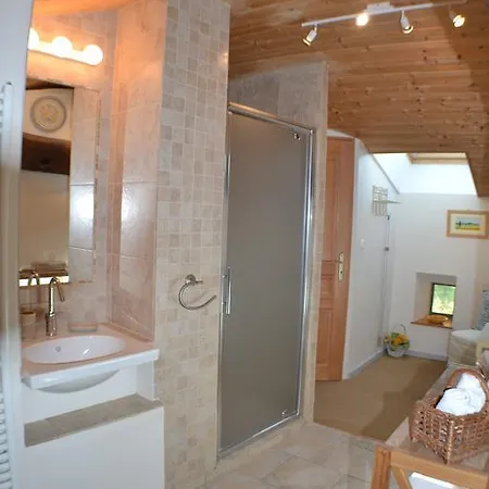 Les Deux Sources Bed & Breakfast